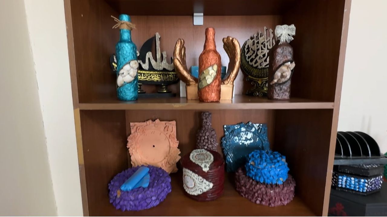 Yüksekova'da TRSM hastalarının el emeği ürünleri sergilendi