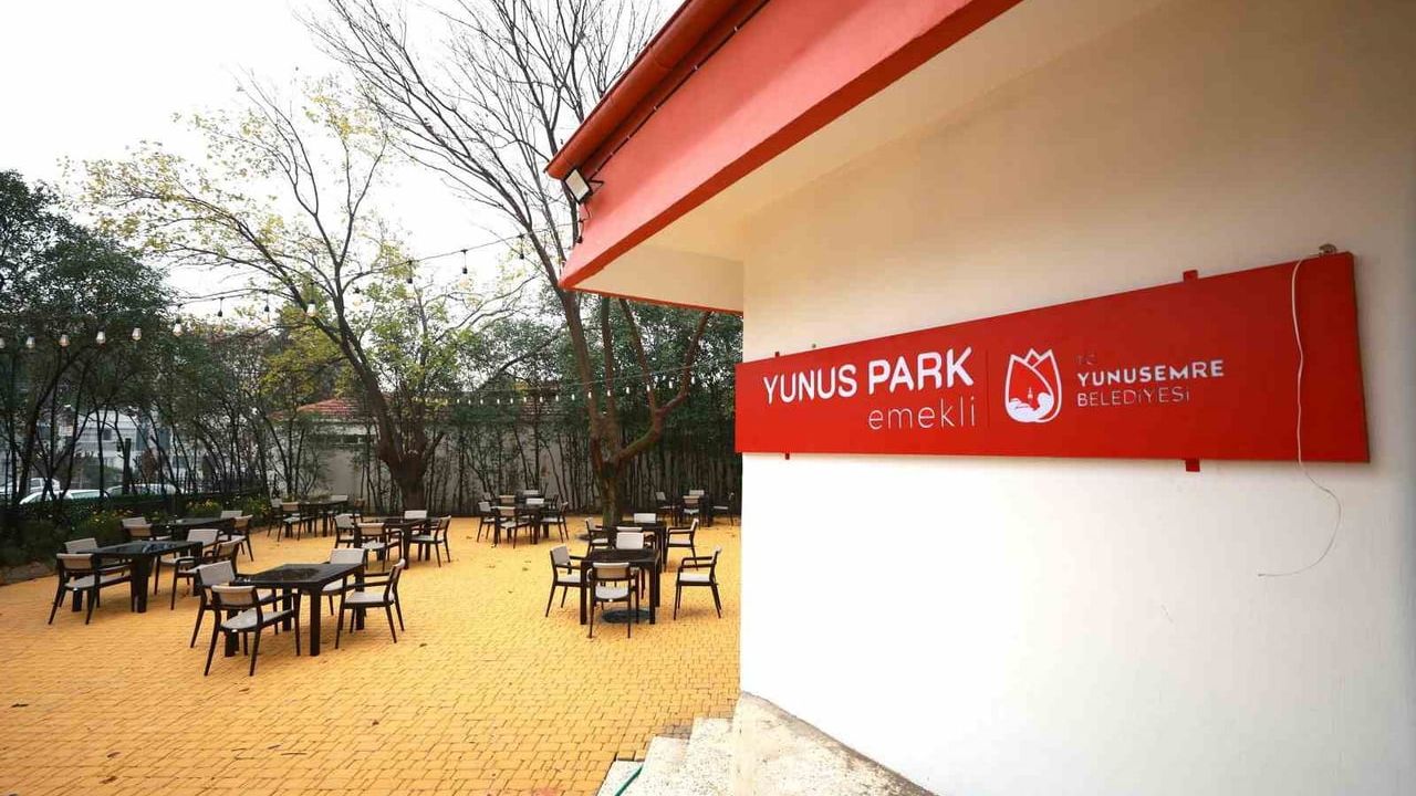 Yunusemre'de Emekli Kafe açılışa hazırlanıyor: Laleli Fatih Caddesi'nde uygun fiyatlı hizmet