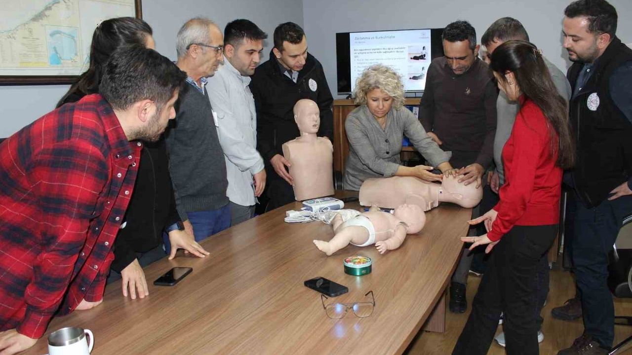 Zonguldak Liman Personeline Kapsamlı İlkyardım Eğitimi: Acil Müdahale Hazırlığı