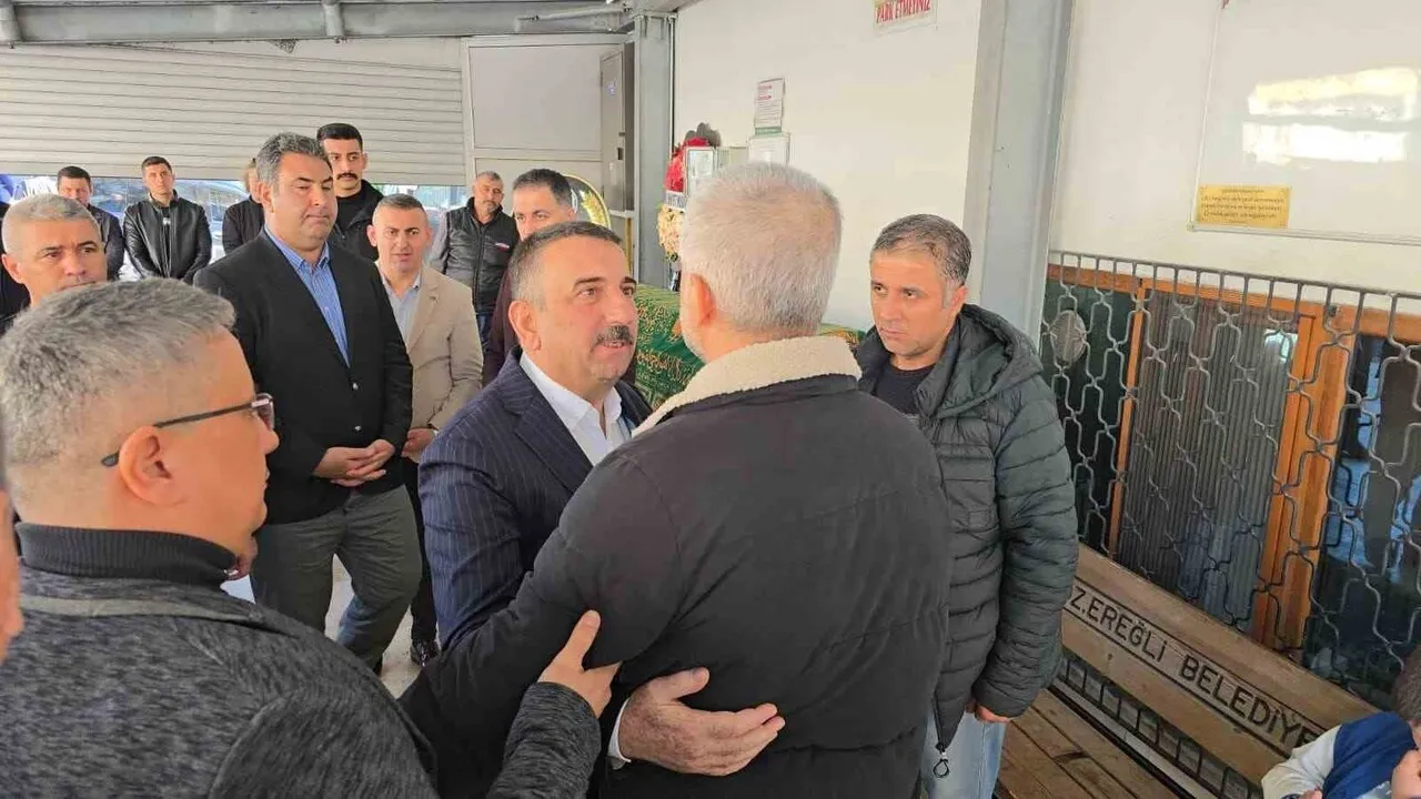 Zonguldak'ta banyodaki şofbenden sızan gazla zehirlenen 18 yaşındaki Şebnem Çetinkaya hayatını kaybetti