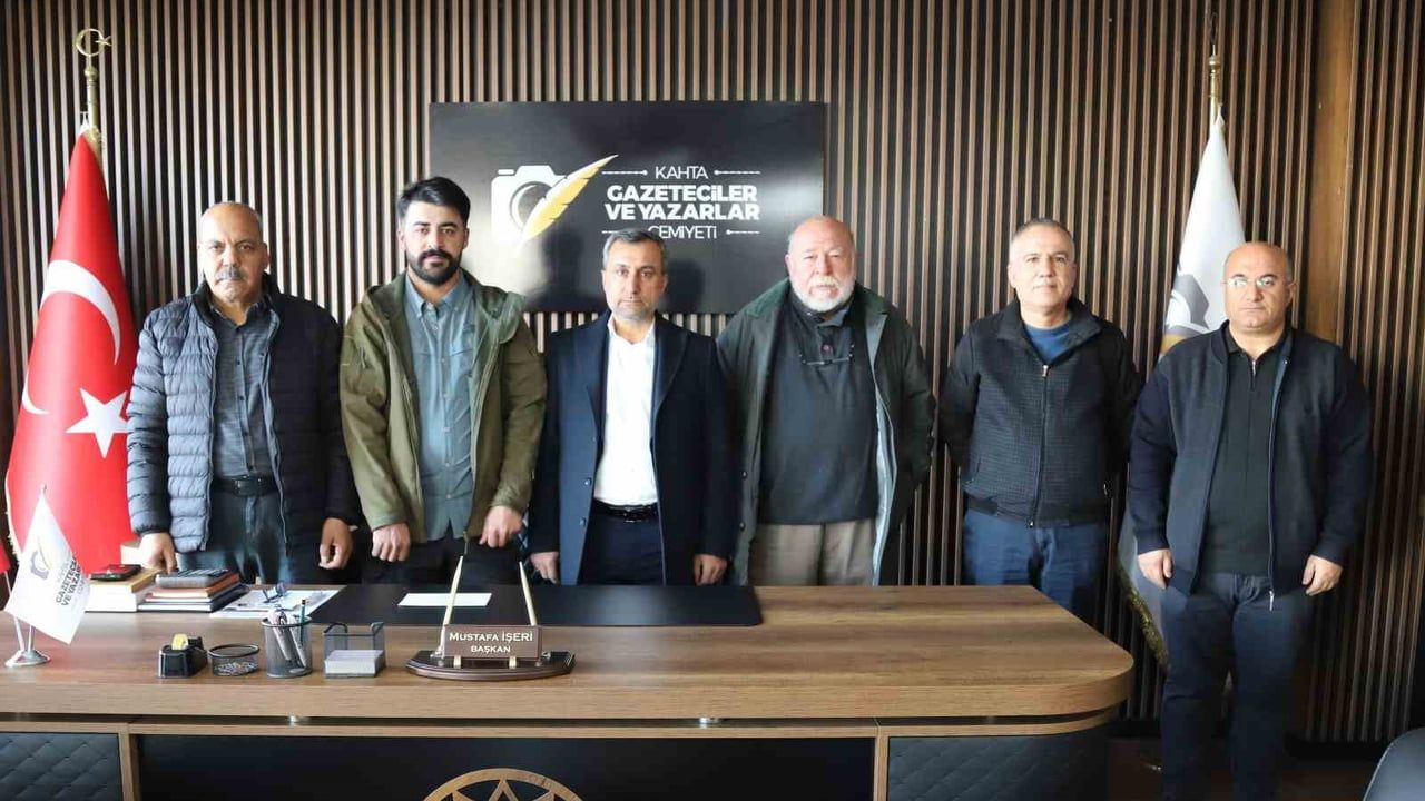 10 Ocak Çalışan Gazeteciler Günü: Kahta Gazeteciler ve Yazarlar Cemiyeti Başkanı Mustafa İşeri'den Gazze ve Basın Güvenliği Vurgusu