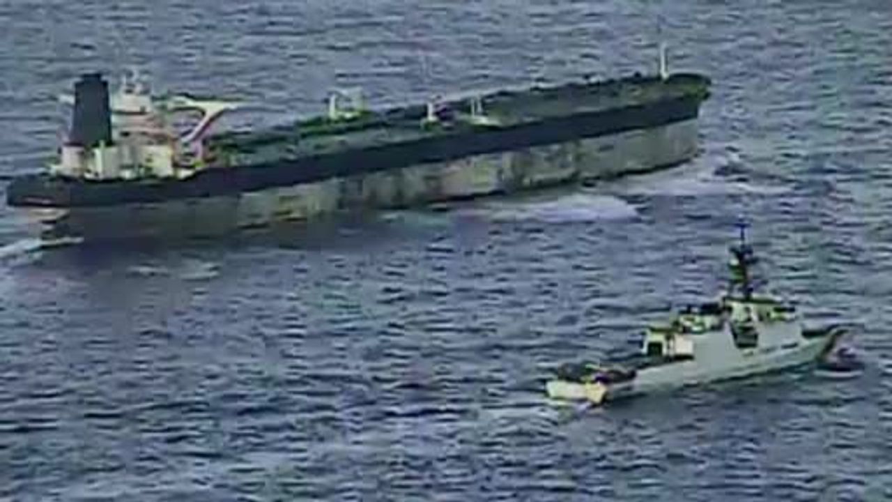 ABD Sahil Güvenliği Kuzey Atlantik’te Marinera (eski Bella 1) tankerine el koydu