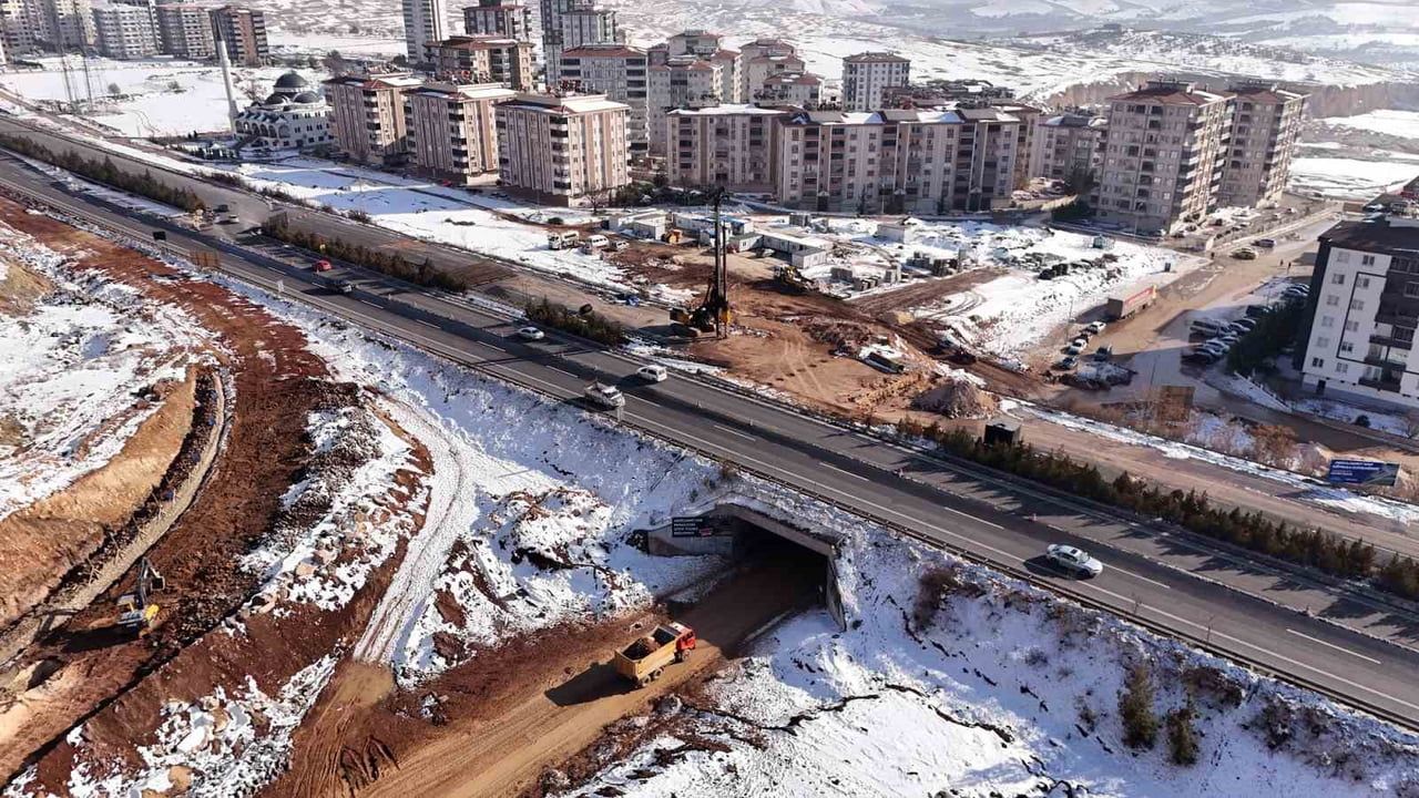 Abdülhamit Han Köprülü Kavşağı için geri sayım başladı: Dijital ekranlarla anlık bilgilendirme