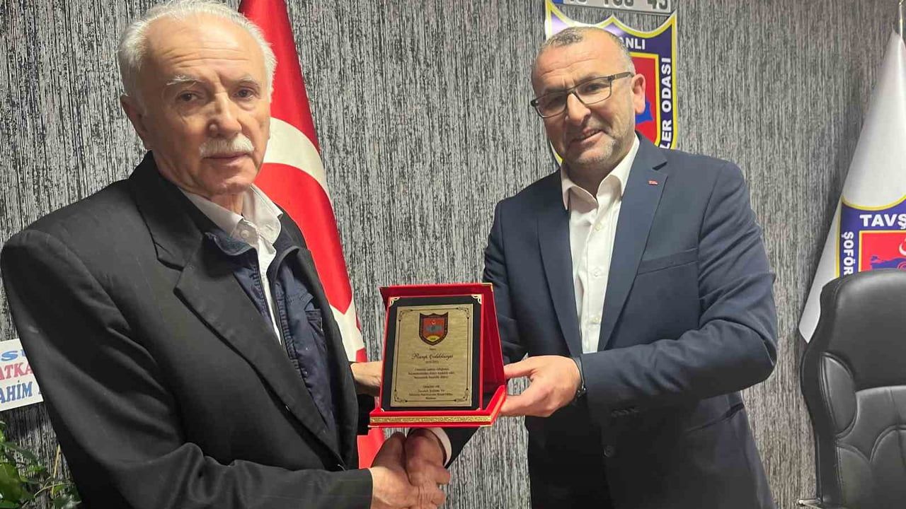 Abdullah Ak, Tavşanlı Şoförler ve Motorlu Nakliyeciler Esnaf Odası Başkanlığını Devraldı