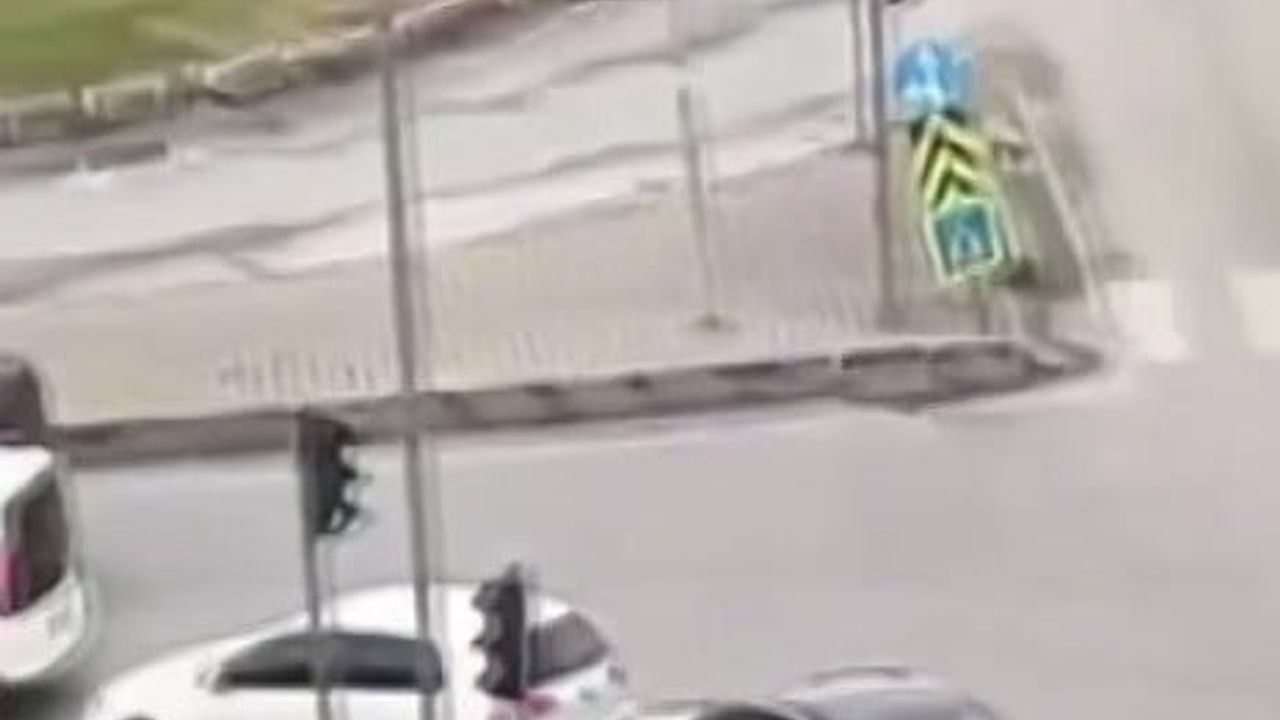 Adana'da boşanma aşamasındaki eşini tartakladı; otomobiliyle araç takibi kamerada