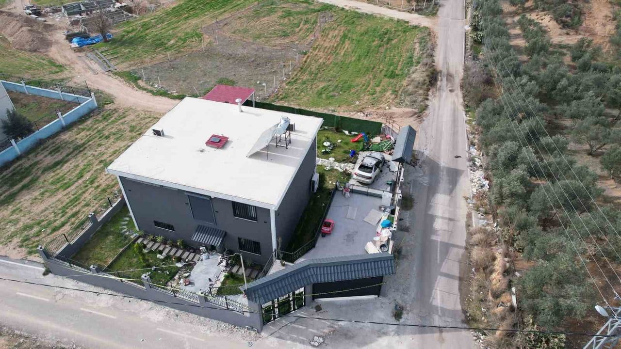 Adana'da lüks villada aile faciası: Eski eşe gönderilen son mesaj ortaya çıktı