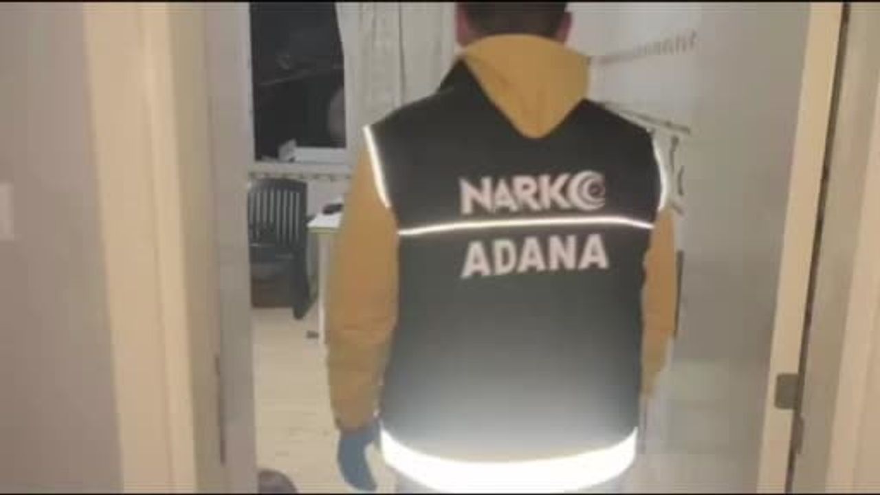 Adana'da narkotik operasyonu: 10 bin 400 sentetik ecza ve çok sayıda uyuşturucu ele geçirildi