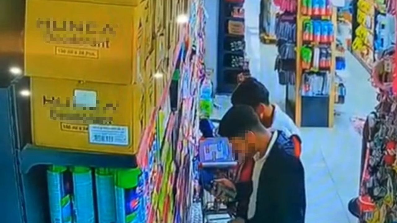 Adana'da parfüm çalan iki şüpheli adli kontrolle serbest kaldı