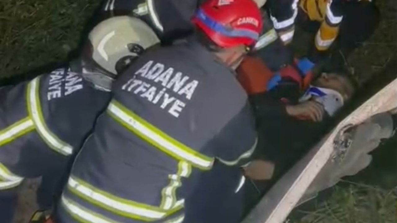 Adana'da TAG otoyolunda kaza: Şarampole yuvarlanan otomobilde 2 yaralı