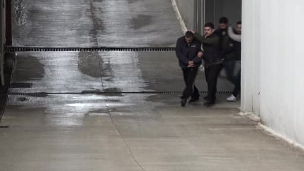 Adana merkezli 6 ilde yasadışı bahis operasyonunda 13 kişi tutuklandı