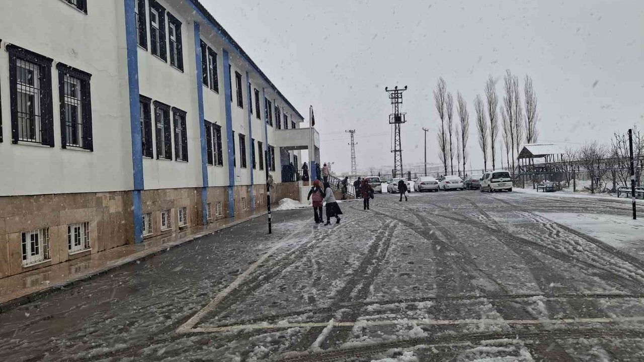 Adıyaman’da Çelikhan, Gerger ve Sincik’te taşımalı eğitime ara verildi