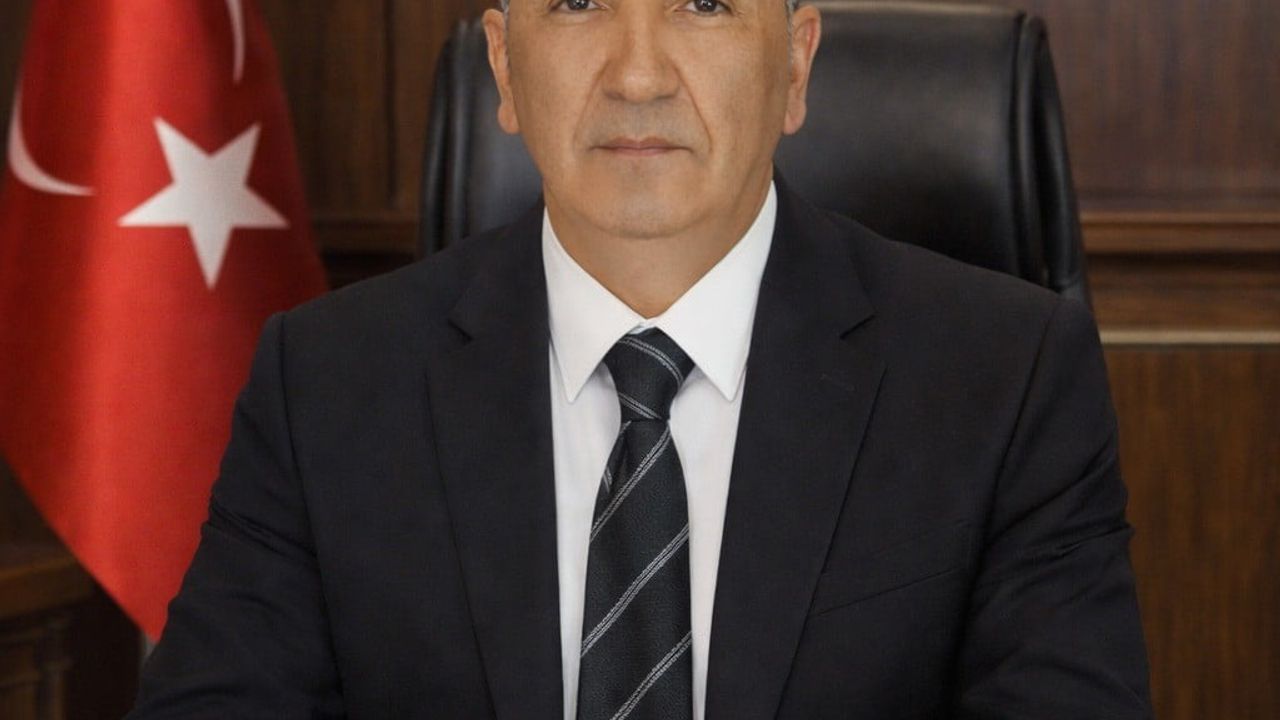 Adnan Demirci: Paslanmaz Çelikte Dışa Bağımlılık Ekonomi ve Güvenlik Riski