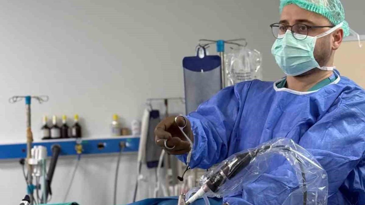 ADÜ Hastanesi'nde Aydın'da ilk kez full endoskopik lomber disk ameliyatları uygulandı