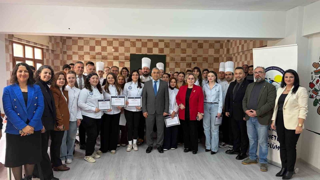 ADÜ Kuşadası Davutlar MYO Aşçılık Programı akreditasyon aldı