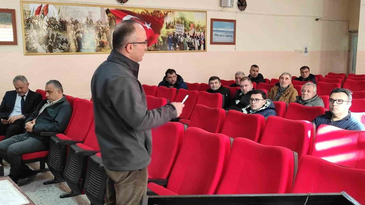 Afyonkarahisar'da çiftçilere TARSİM bilgilendirme toplantıları düzenlendi