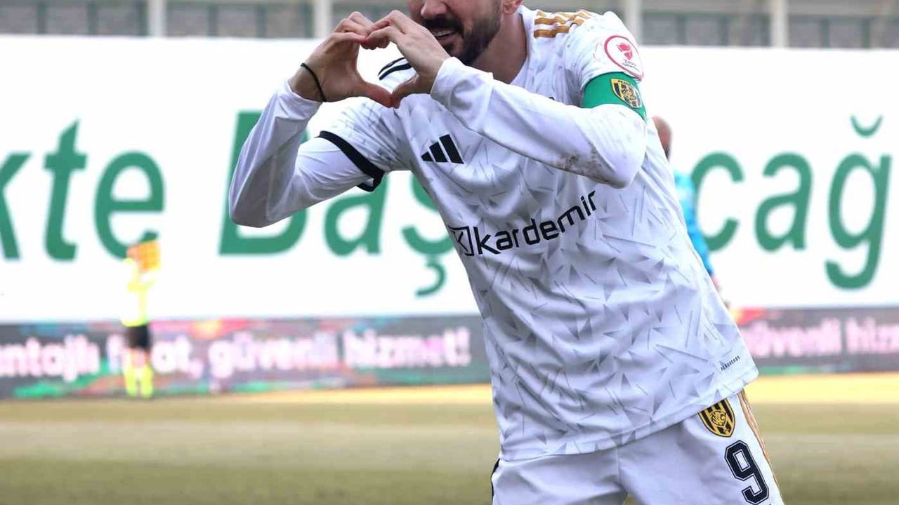 Ahmet İlhan Özek: "Önümüzde 5 maçlık zorlu periyot var"