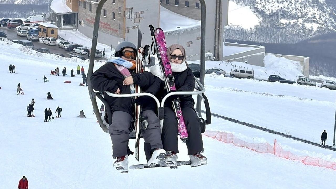 Akdağ Kayak Merkezi sömestirde aileler ve kış sporcularıyla doldu