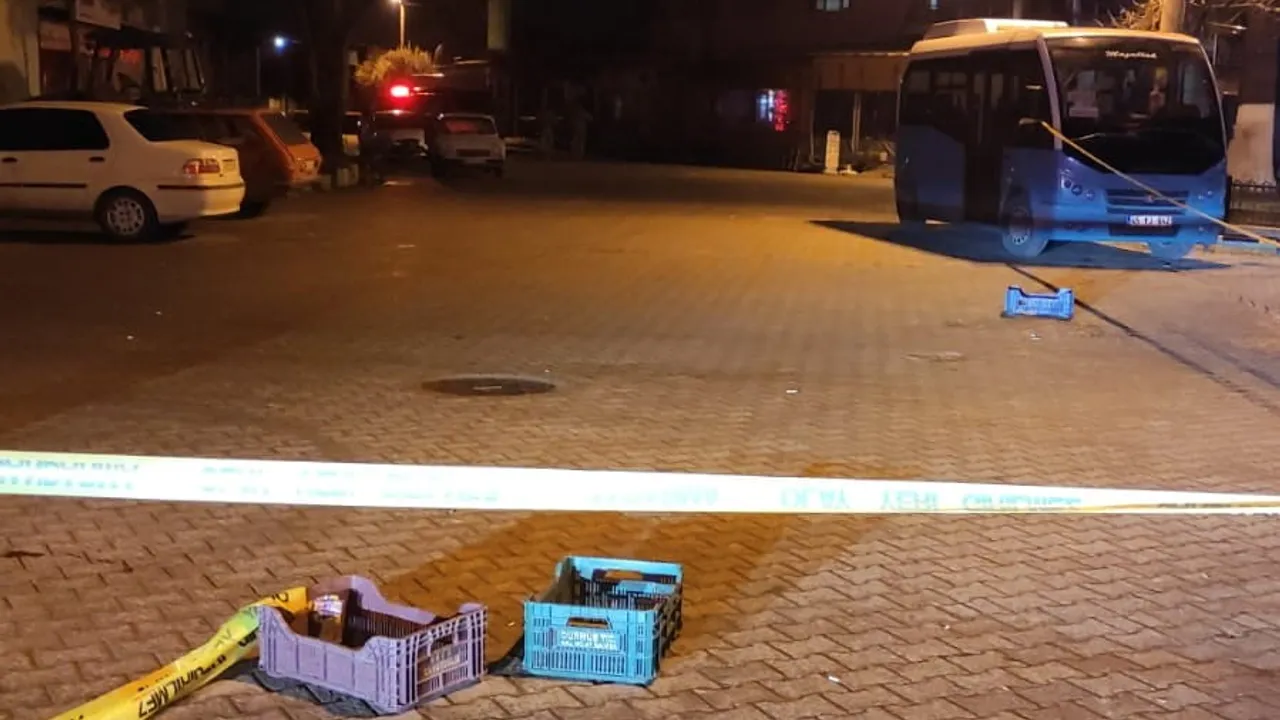 Akhisar'da alkol tartışması silahlı kavgaya dönüştü: 1 ölü, 2 ağır yaralı