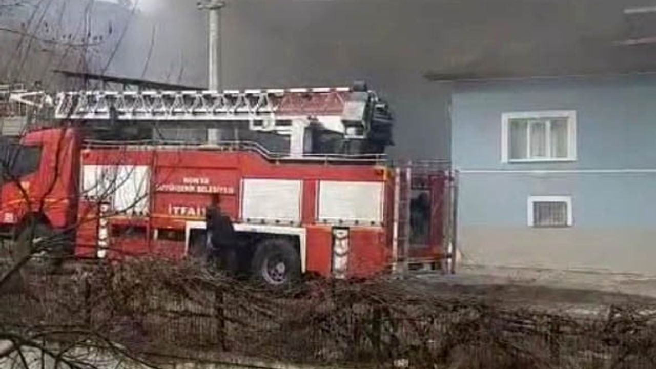 Akşehir Atakent Mahallesi'nde müstakil evde yangın: 1 kişi yaralandı