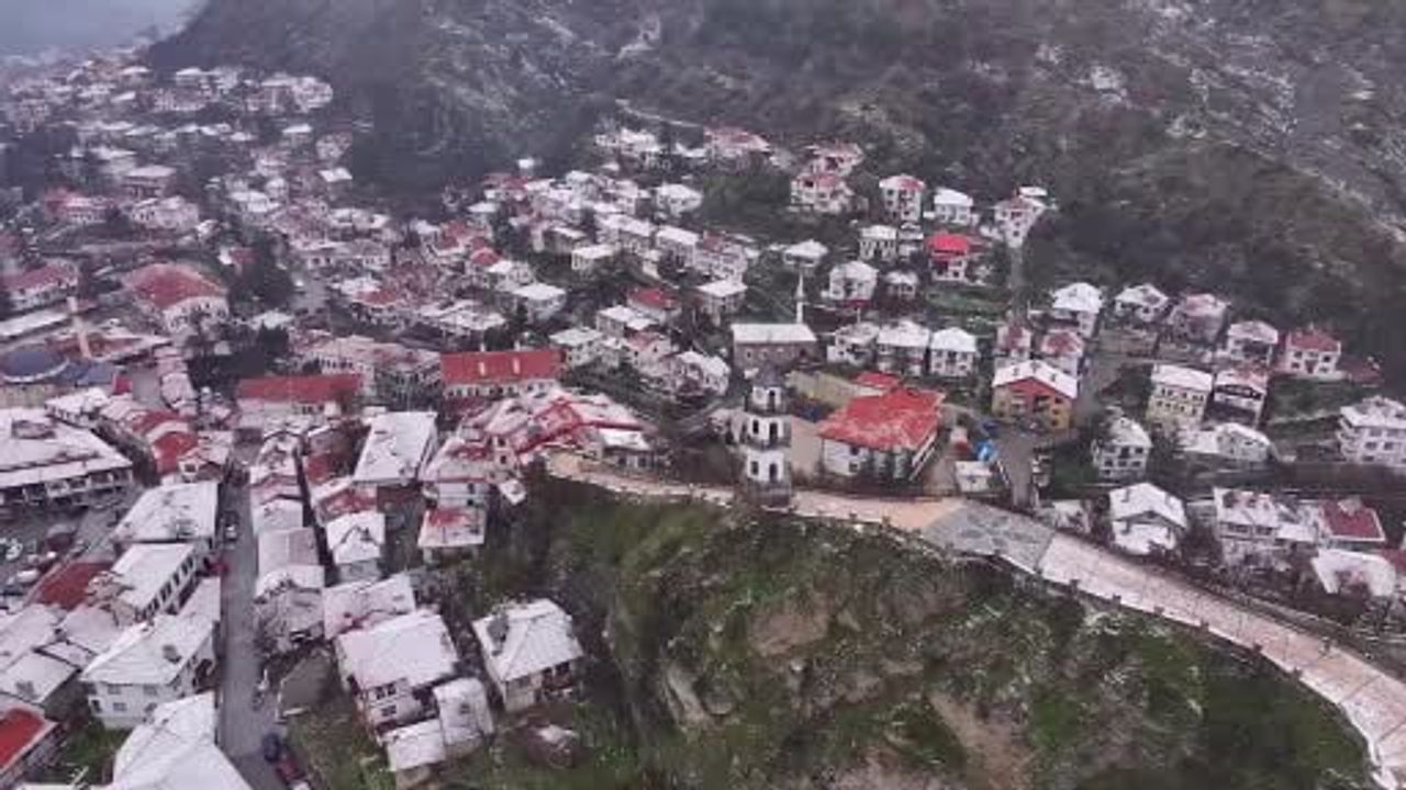 Akşemseddin Türbesi, Göynük: Fatih Sultan Mehmet’in Hocası İçin İnşa Edilen Kültürel Miras