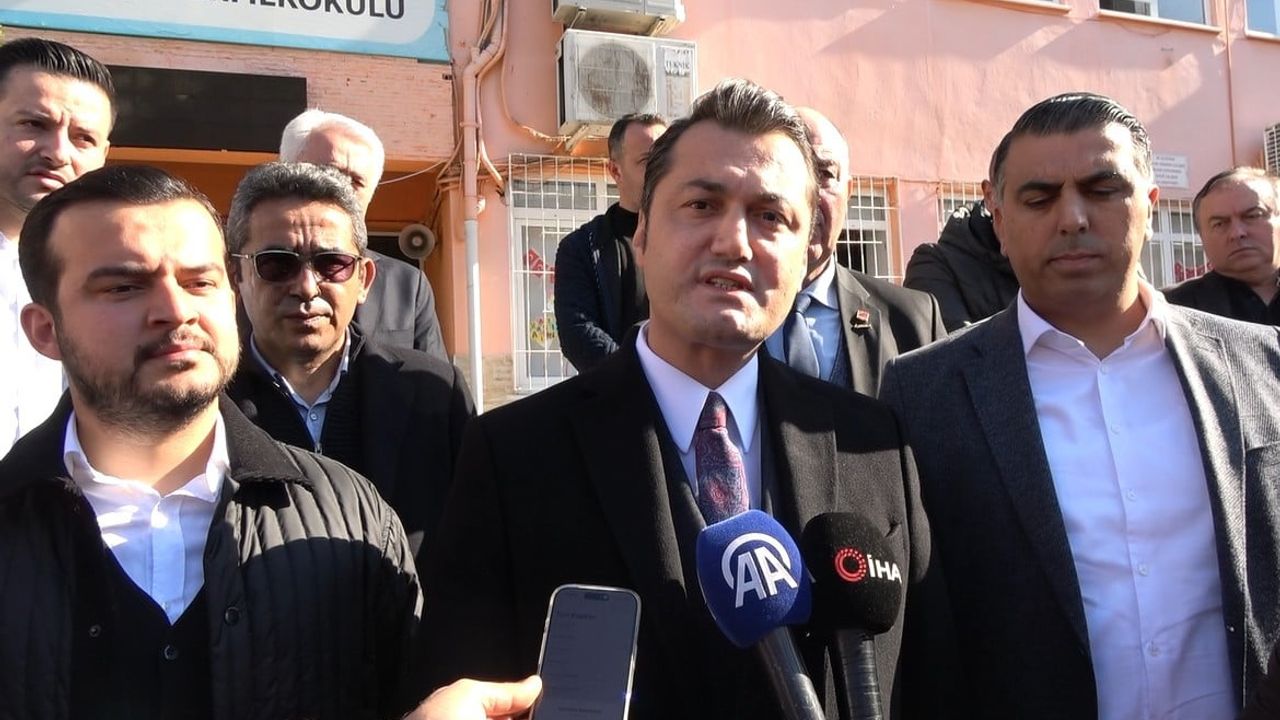 Alanya'da ilkokulda klima kaynaklı yangın: Öğle arasında öğrenciler dışarıdaydı, bir sınıf kullanılamaz hale geldi