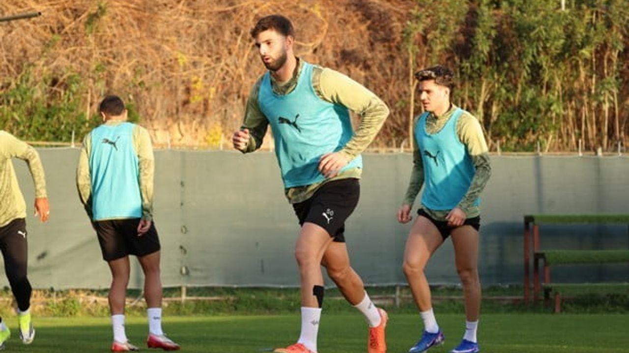 Alanyaspor, Ziraat Türkiye Kupası'nda Fatih Karagümrük maçı öncesi hazırlıklarını tamamladı