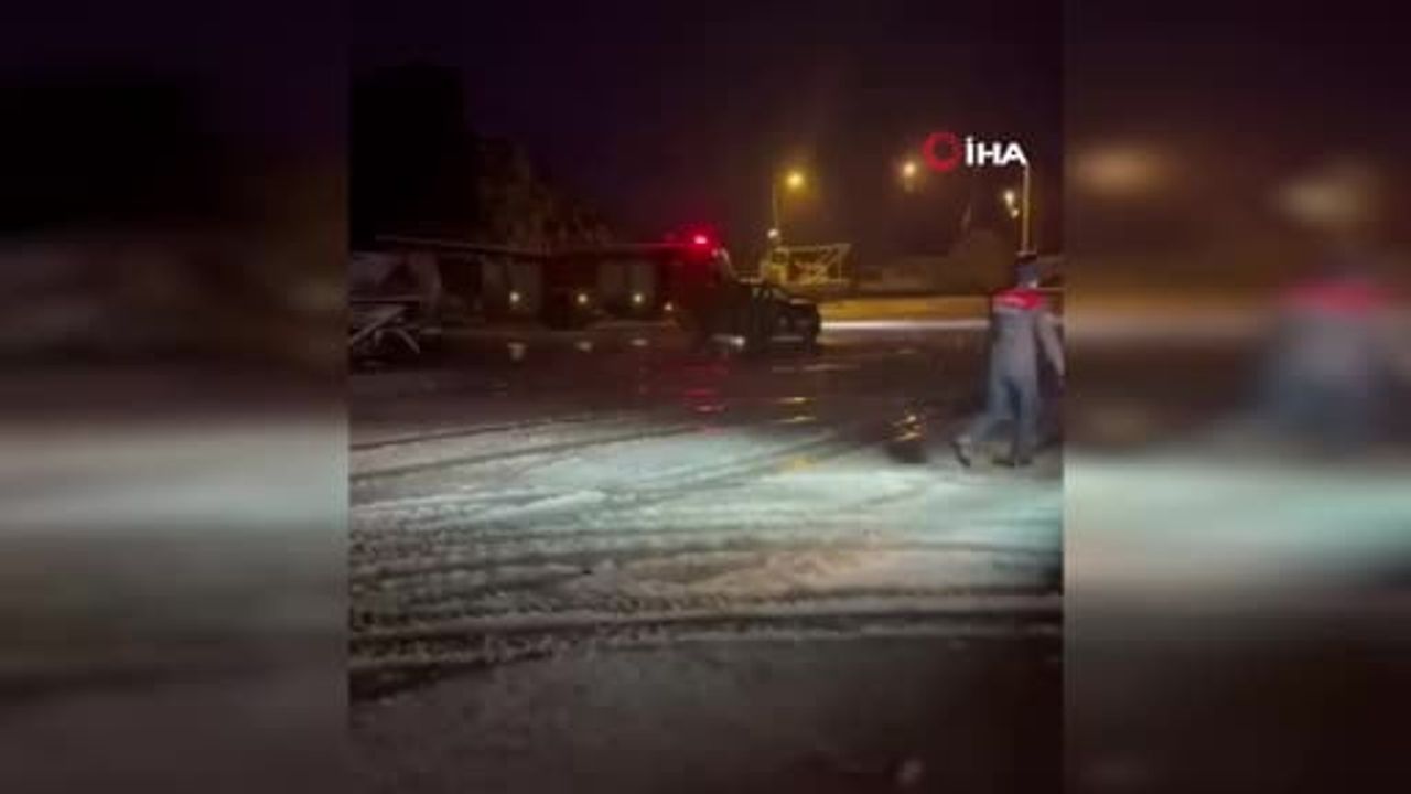 Alaplı’da 12 yıldır karla mücadelede deniz suyu kullanılıyor