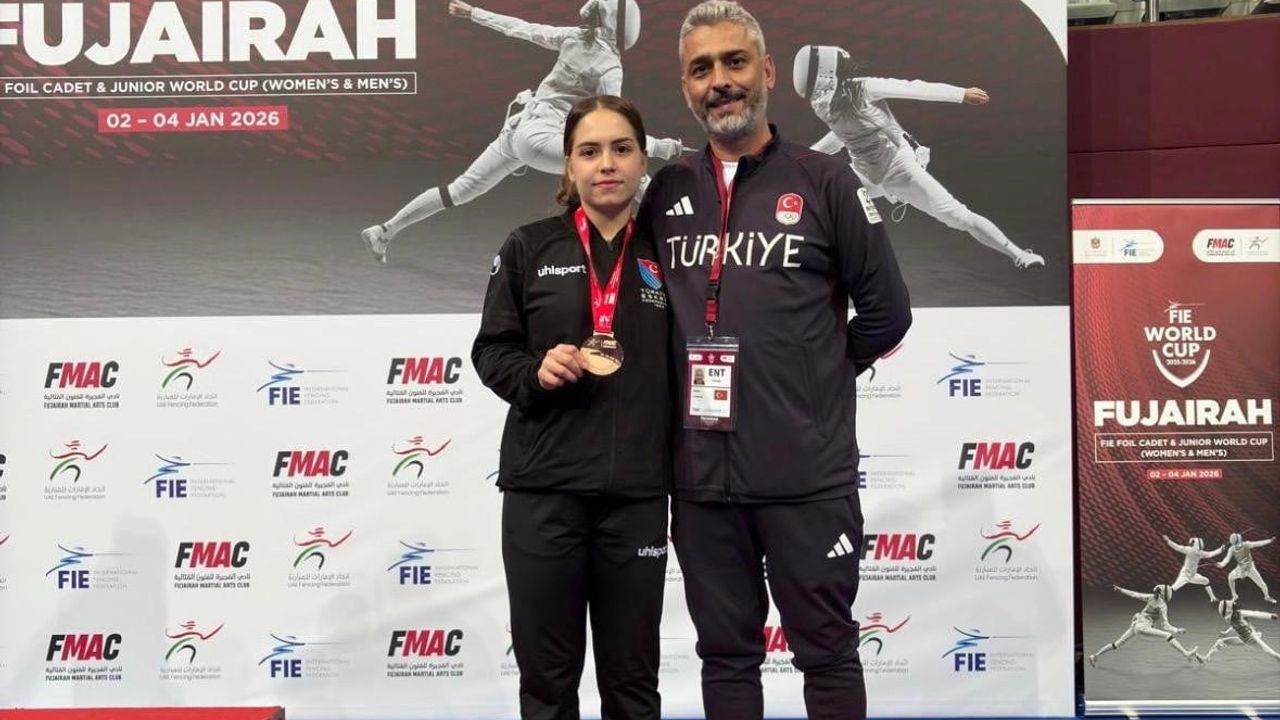 Alara Atmaca, Fujairah’daki Flöre U17 Dünya Kupası’nda Bronz Madalya Kazandı