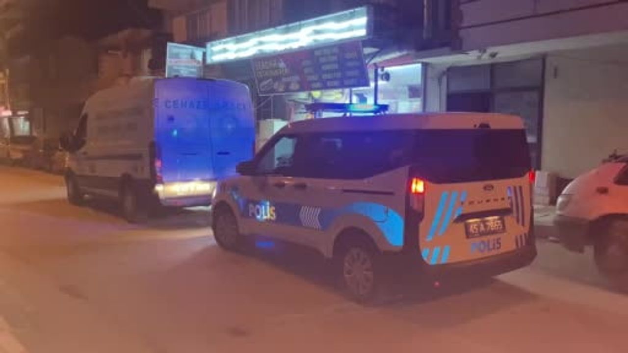 Alaşehir'de yalnız yaşayan 54 yaşındaki Durmuş Yüksek evinde ölü bulundu