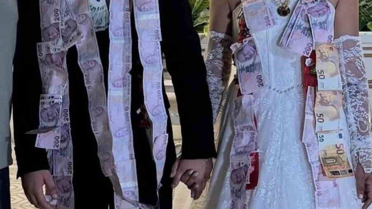 Anadolu Otoyolu'ndaki zincirleme kazada ölen 28 yaşındaki Burak Gökhan uğurlandı