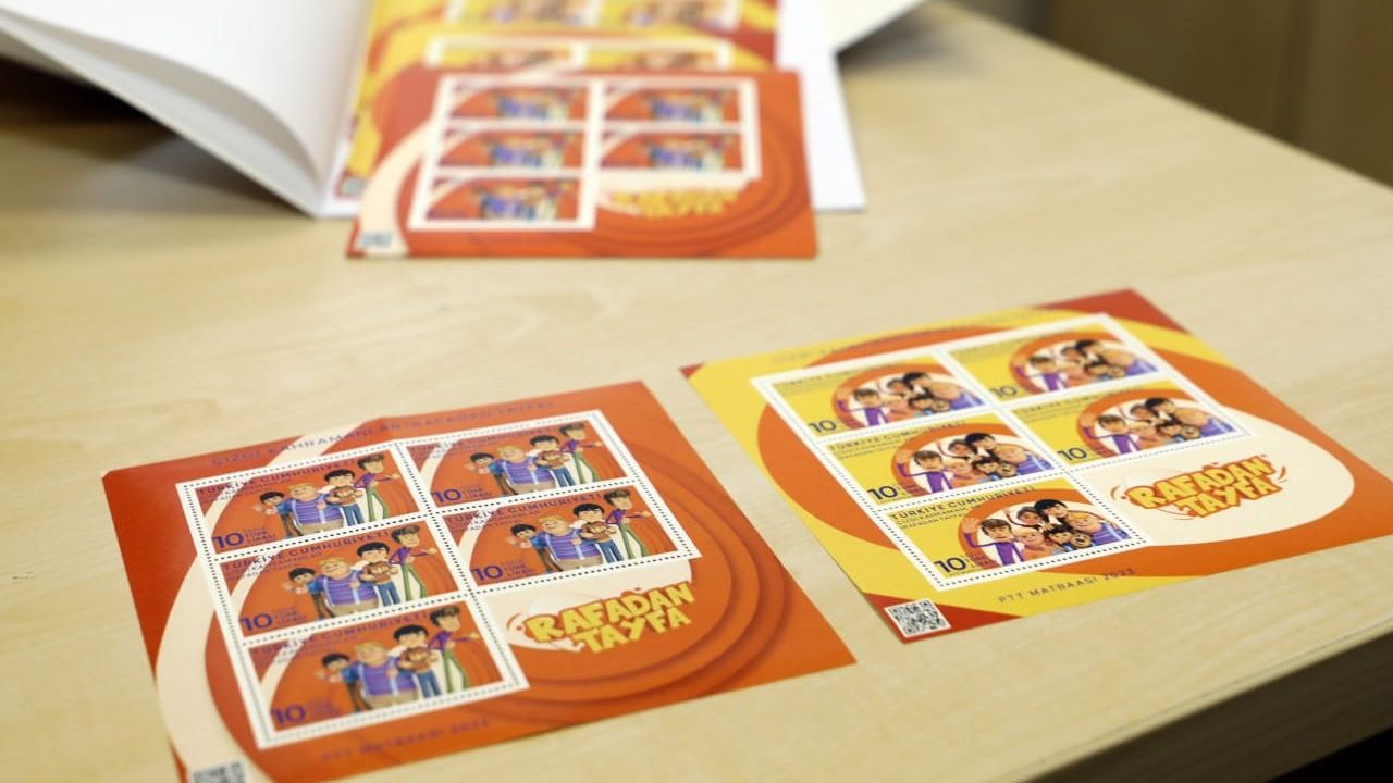 Anaokulu öğrencileri ilk mektuplarını PTT'ye teslim etti — Karasu'da Aile Yılı etkinliği