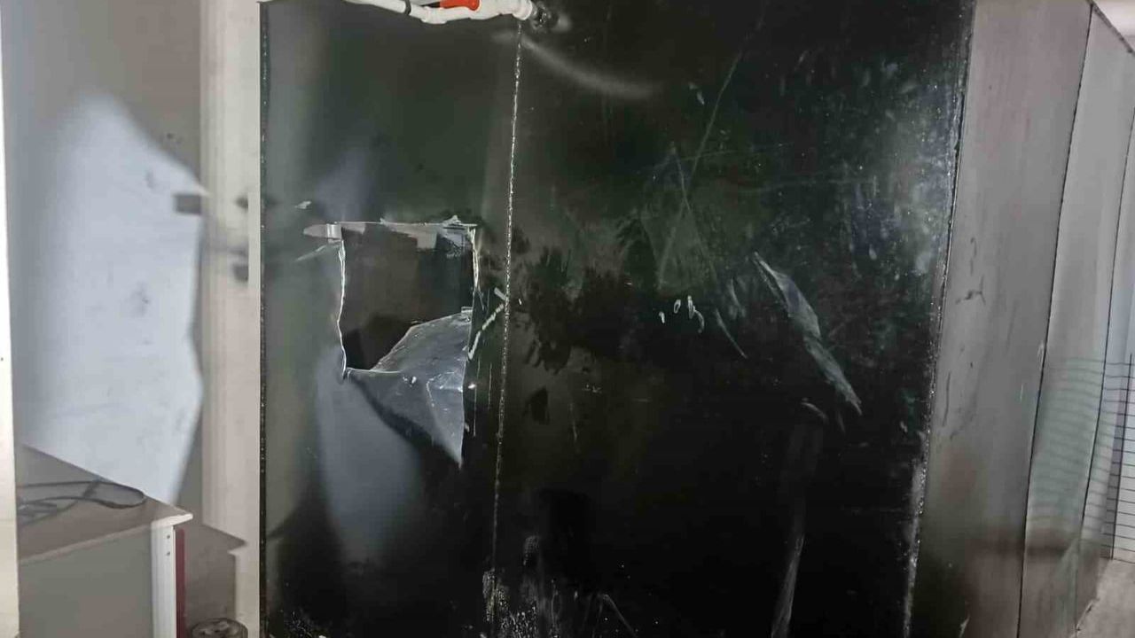 Ankara Altındağ'da su deposunu boyayan 4 kişi kimyasal madde soluması sonucu hastaneye kaldırıldı