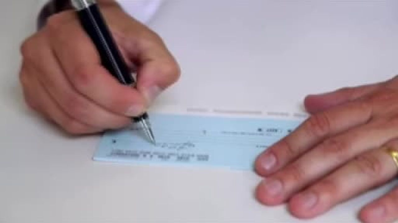 Ankara'da 3. şahıslar üzerinden çek dolandırıcılığı: 9 kişi 20 milyon TL mağdur, 12 tutuklama