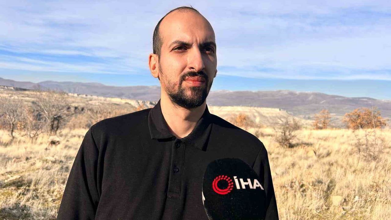 Ankara Güdül'de gökyüzünde görülen cisim: İki arkadaş kayıt altına aldı