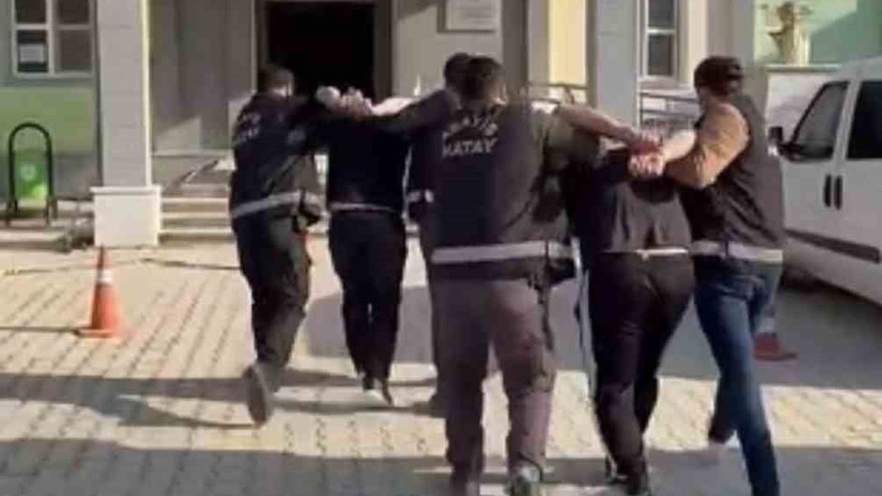 Antakya'da silahla yağmaya teşebbüs: 2 şüpheli tutuklandı