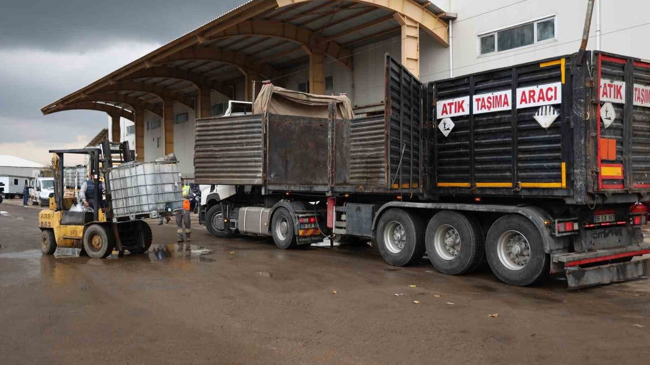 Antalya Büyükşehir son 3 yılda 32 ton tehlikeli atık bertaraf etti, 125 ton atık geri dönüşüme kazandırıldı