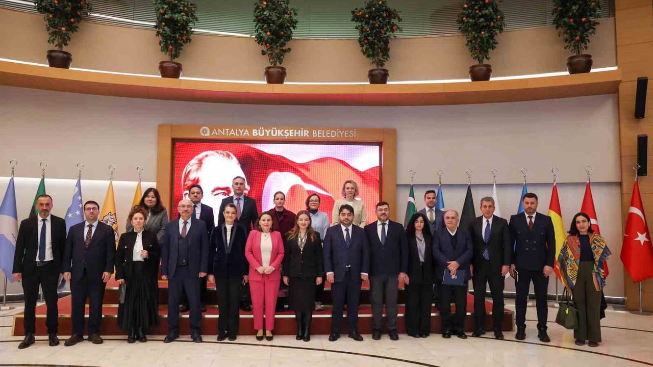 Antalya COP31'e Ev Sahipliği Yapacak: Başkan Vekili Büşra Özdemir 'İklimin Başkenti Olacağız'