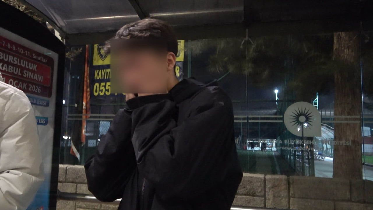 Antalya'da ehliyet sınıfı yetersizliği nedeniyle 11 bin lira ceza alan üniversite öğrencisi