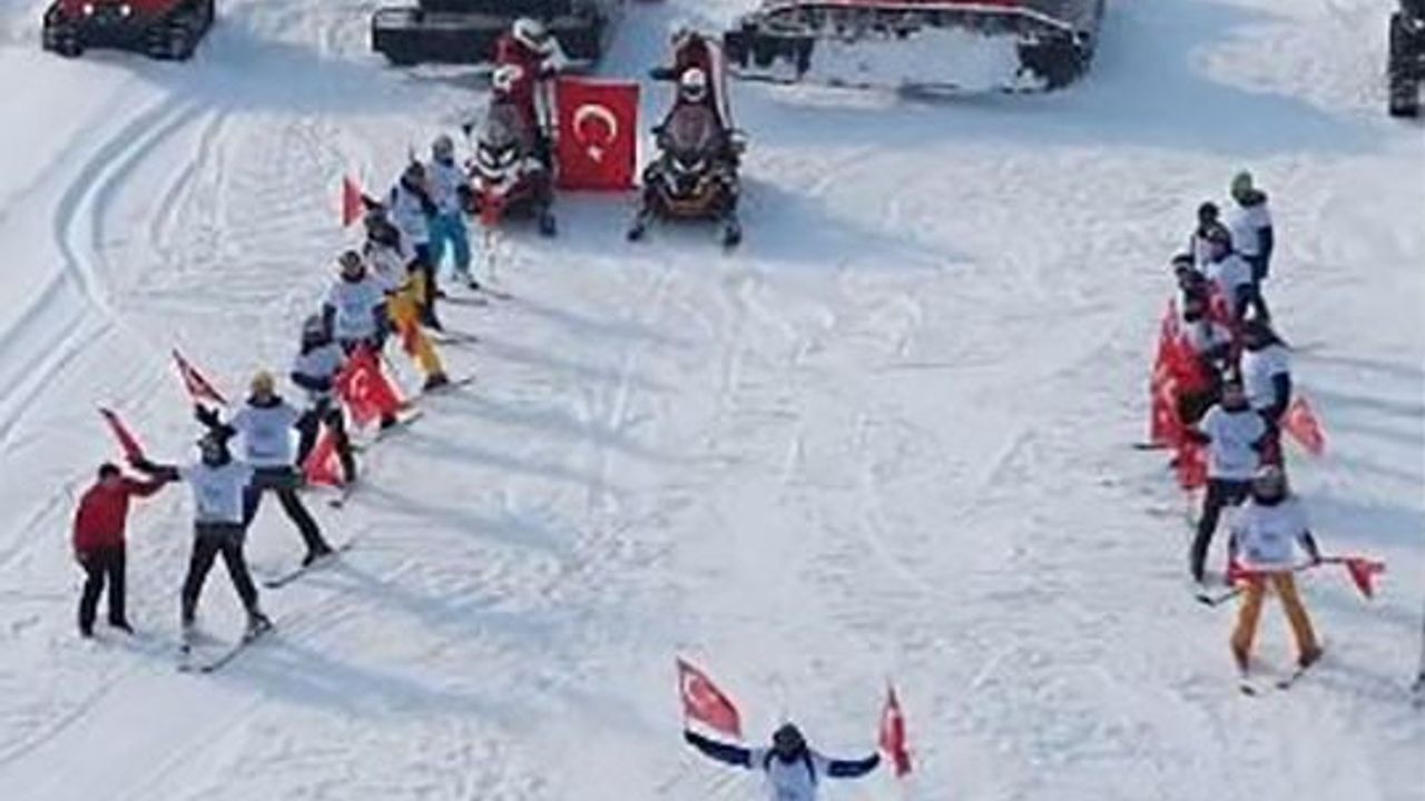 Ardahan’da kayak sezonu açıldı — Vali Mehmet Fatih Çiçekli davet etti