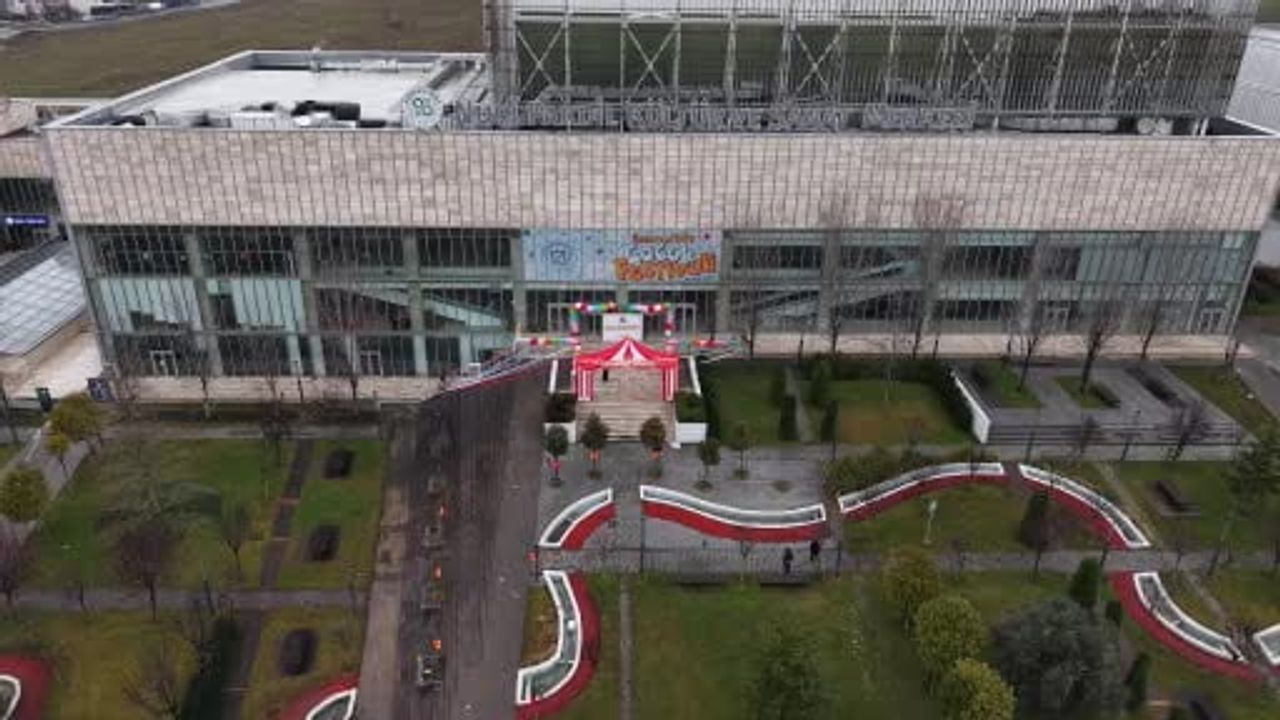 Arnavutköy Çocuk Festivali Nuri Pakdil'de başladı — Dört gün boyu ücretsiz etkinlikler