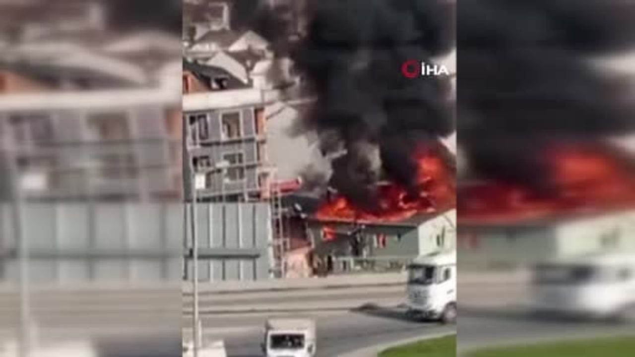 Arnavutköy'de boş binanın çatısında yangın; itfaiye kısa sürede müdahale etti