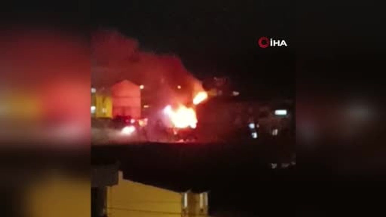 Arnavutköy'de kömürlük yangını söndürüldü; bina kullanılamaz hale geldi