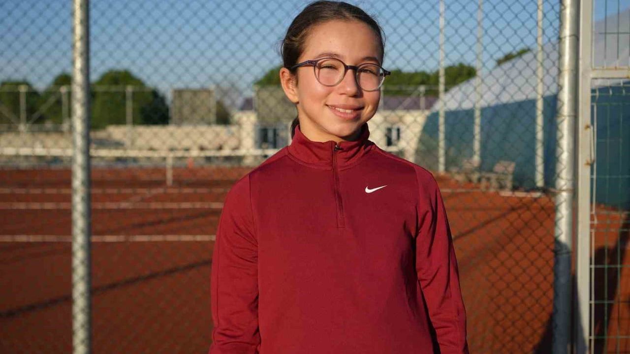 Asya Kandemir 12 Yaş Milli Takımı'na seçildi — 16 turnuvayı set vermeden kazandı