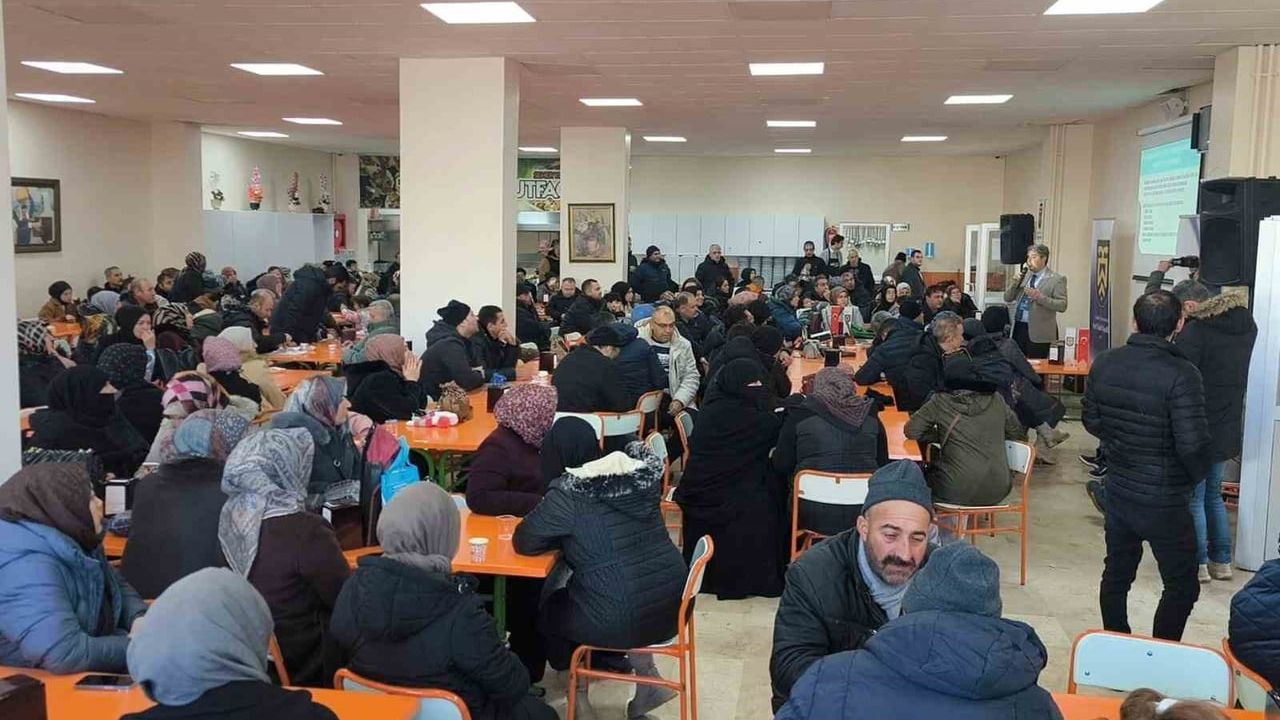 Atatürk Üniversitesi Özel Vakıf Okulları Bursluluk Sınavı iki günde 3000 öğrenciyle tamamlandı