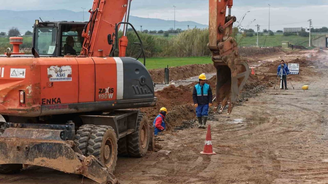 Aydın Büyükşehir'den Efeler Zeybek Mahallesi'ne 4 milyon TL'lik kanalizasyon yatırımı