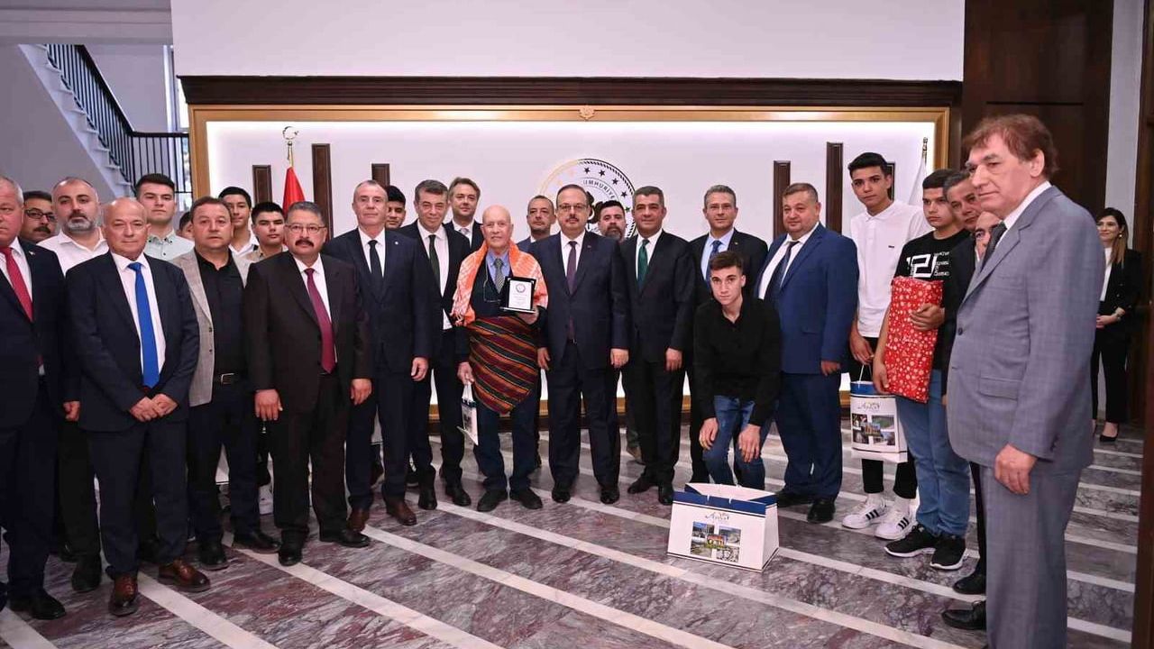 Aydın'da 2024 Yılın Ahisi Aziz Düzgünel Tedavi Gördüğü Hastanede Vefat Etti