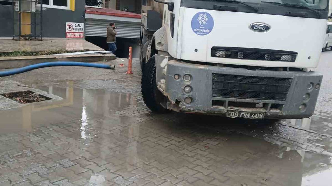 Aydın'da kuvvetli yağışlara Aydın Büyükşehir ve ASKİ'den anında müdahale