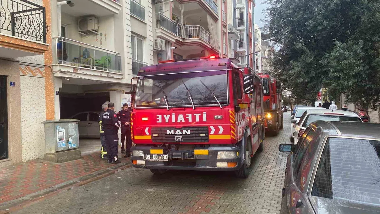 Aydın Efeler'de Mutfak Aspiratöründen Çıkan Yangın Maddi Hasara Yol Açtı