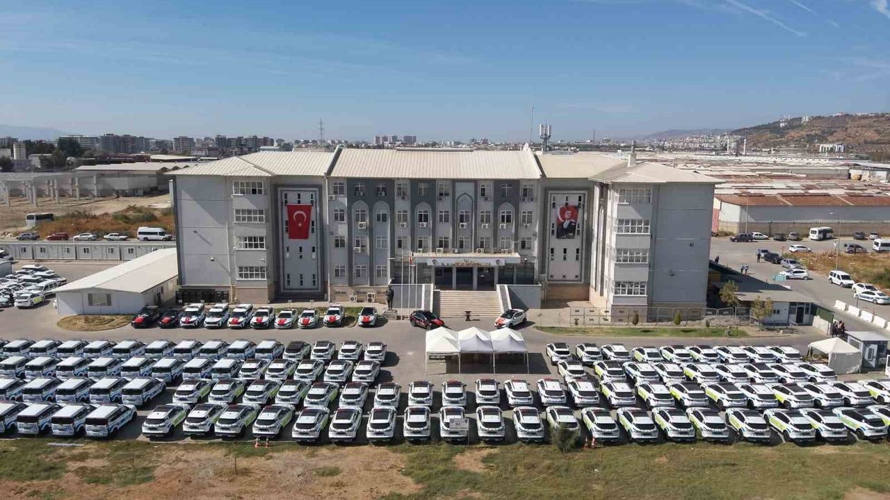 Aydın Emniyet Müdürlüğü'nden 'kaldırım nöbeti' açıklaması: Görevlendirme gerekçesi açıklandı