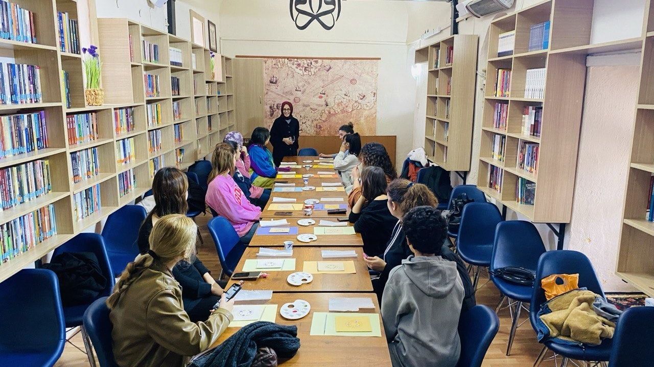 Aydın Gençlik Merkezi'nden Cihanoğlu Külliyesi'nde Tezhip Atölyesi